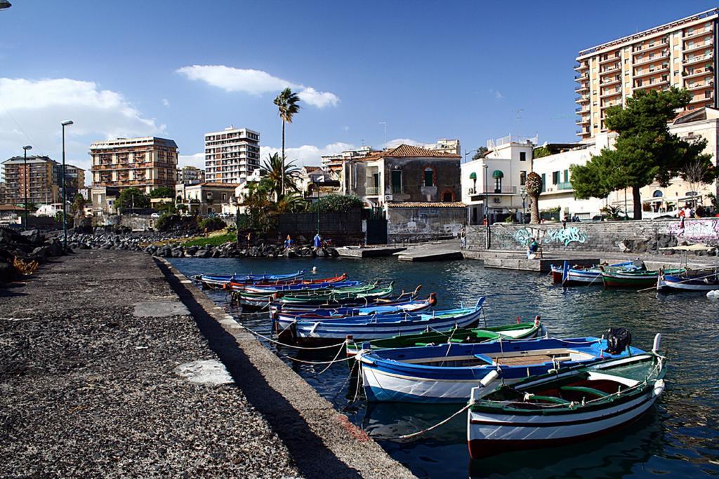 Etna Suite Group Catania Bagian luar foto
